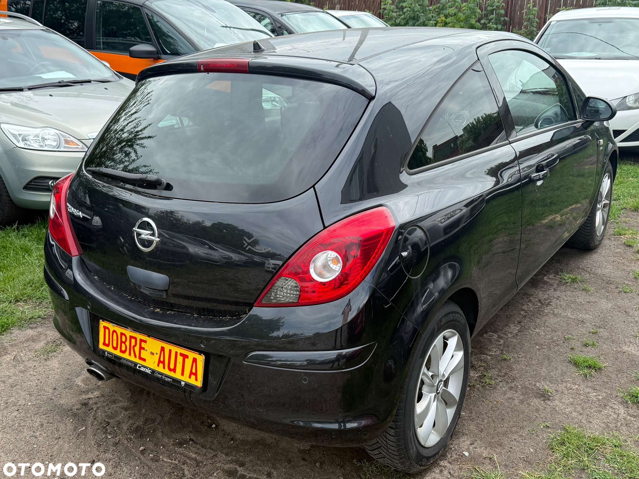 Opel Corsa 1.4 16V Innovation - 30