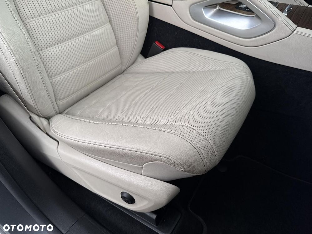 Mercedes-Benz GLE - 25