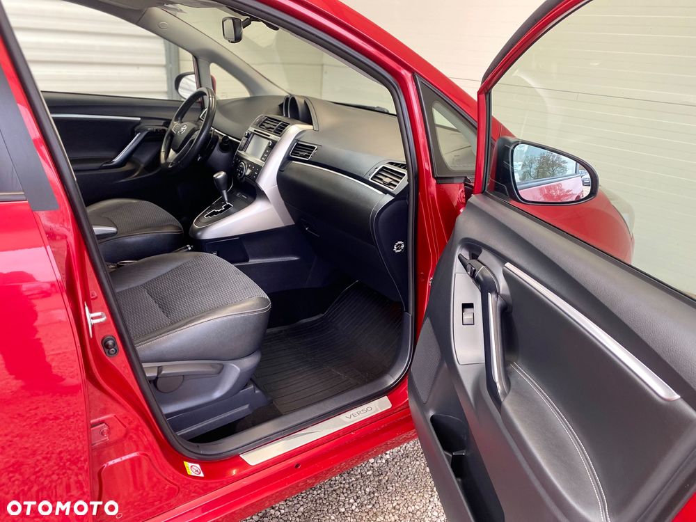 Toyota Verso 1.8 Premium MS - 12