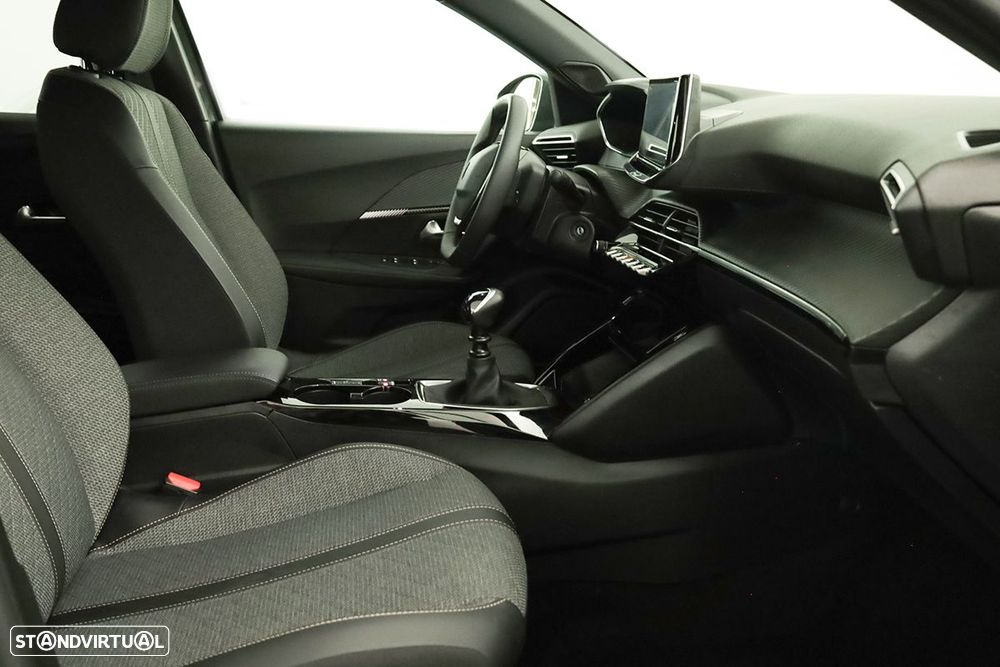 Peugeot 2008 1.2 PureTech Allure - 21