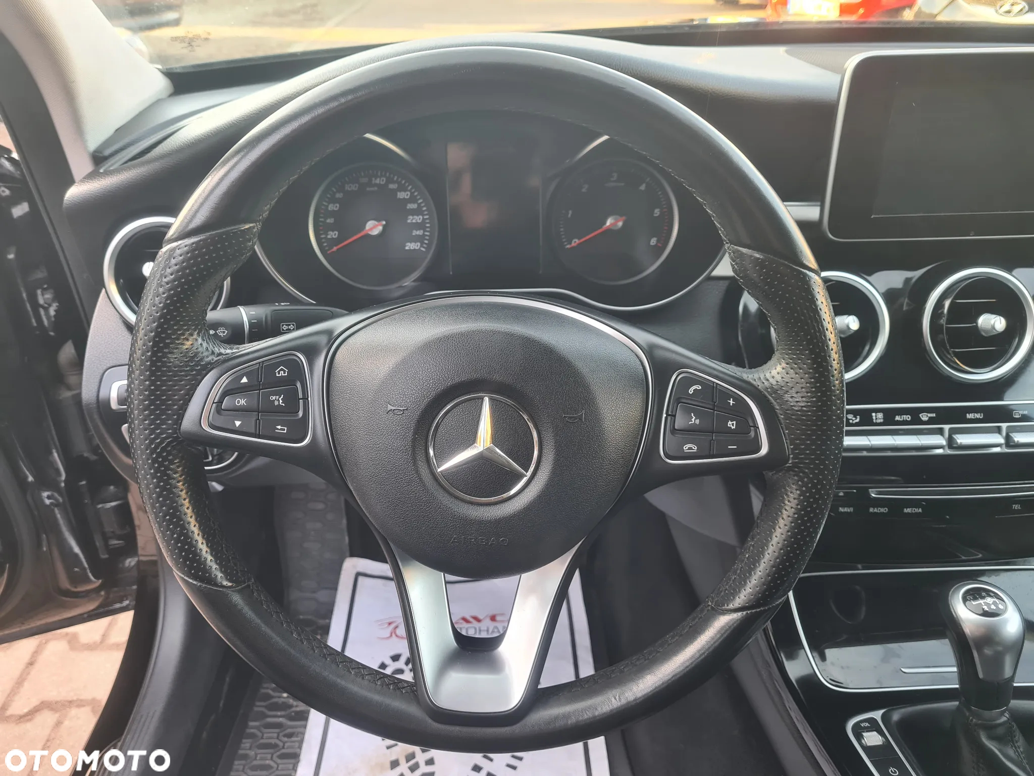 Mercedes-Benz Klasa C 200 (BlueTEC) d - 17