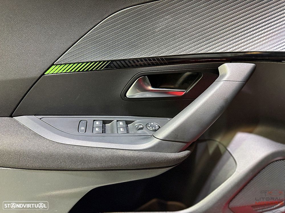 Peugeot 2008 1.2 PureTech SE Style - 17