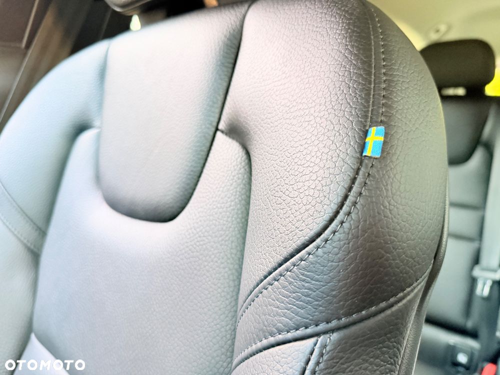 Volvo V60 T4 Geartronic Momentum Pro - 15