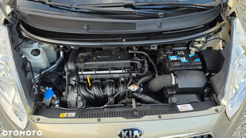 Kia Venga 1.4 CVVT Fifa World Cup Edition - 35