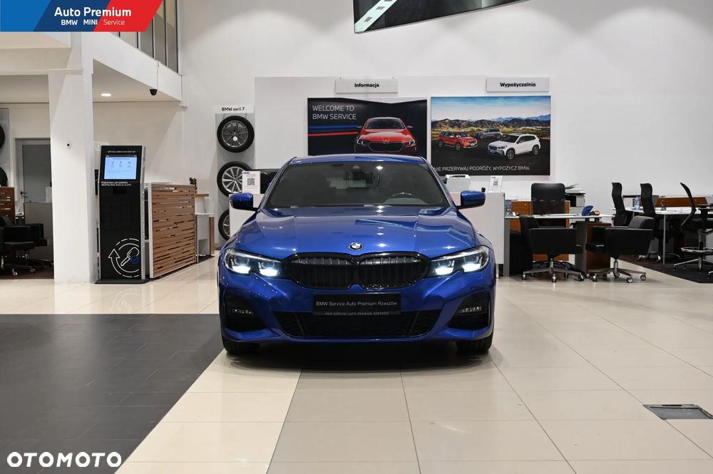 BMW Seria 3 320d xDrive - 2