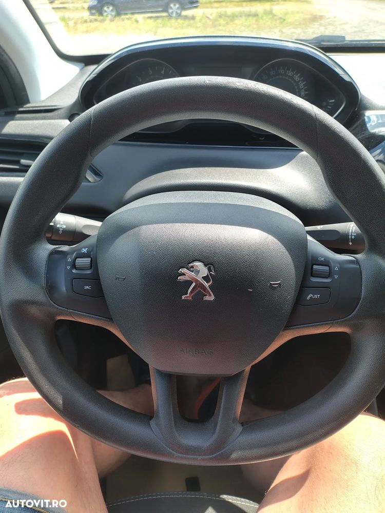 Peugeot 208 1.2 L PureTech Access - 7
