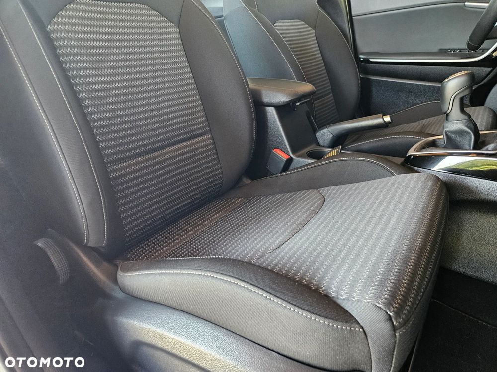 Kia Ceed - 23