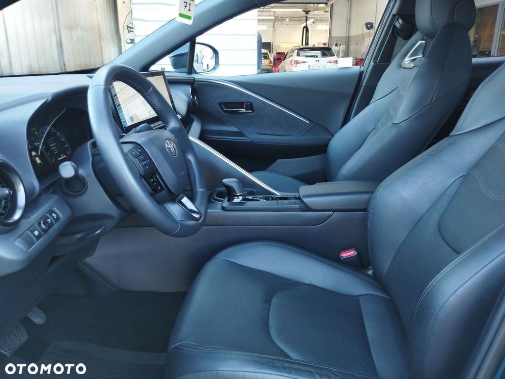 Toyota C-HR - 16