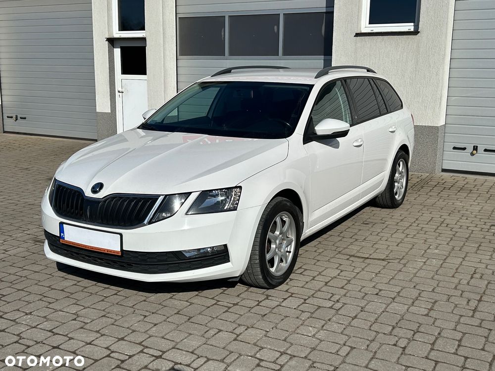 Skoda Octavia 1.6 TDI SCR Active - 11