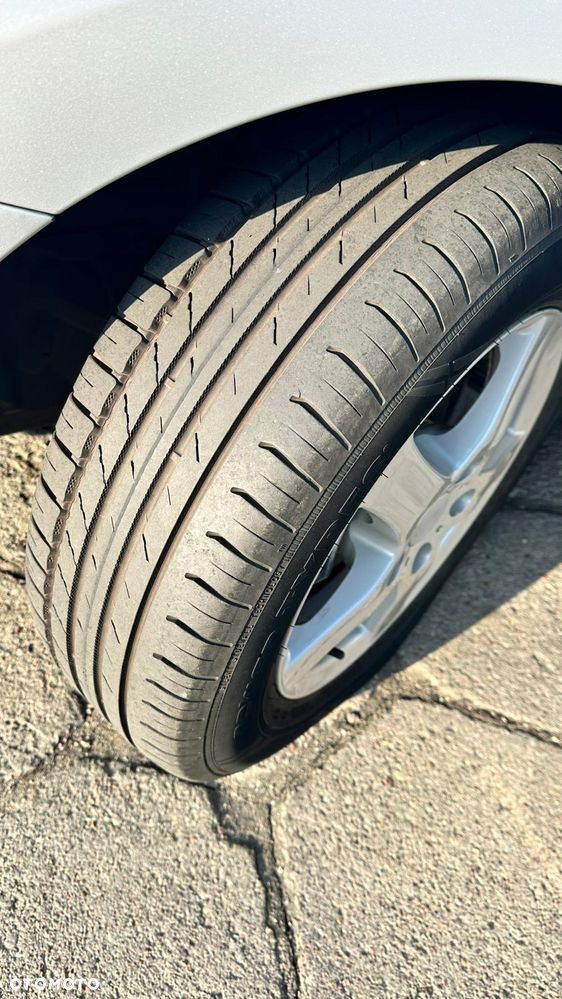 Toyota Auris 1.33 VVT-i Active - 13