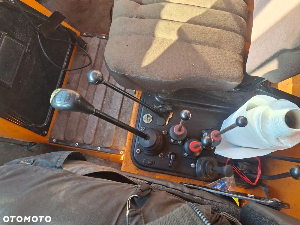 Mercedes-Benz Unimog - 9