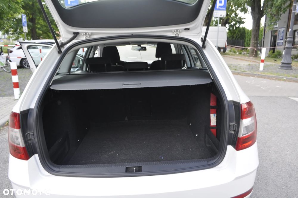 Skoda Octavia 1.5 TSI ACT Active - 9