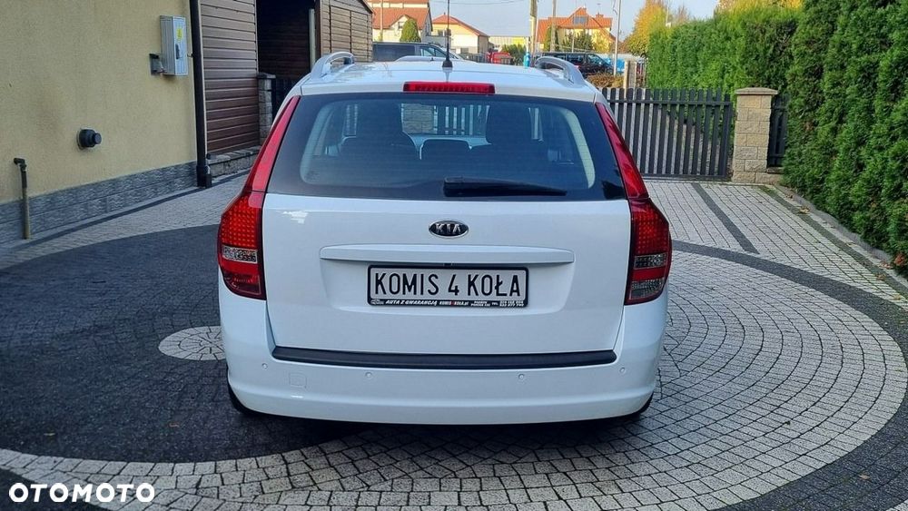 Kia Ceed - 5