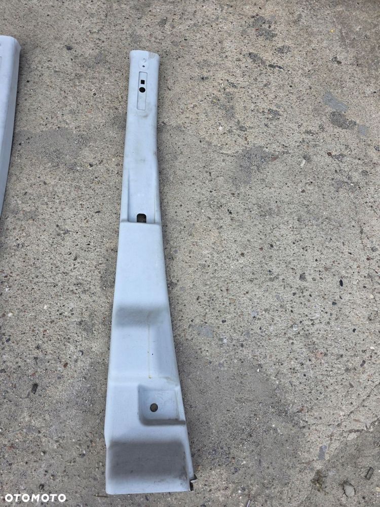 Poszycie Słupka B Lewa Prawa IVECO DAILY VI 3.0 2022 5802831692 5802832735 - 3