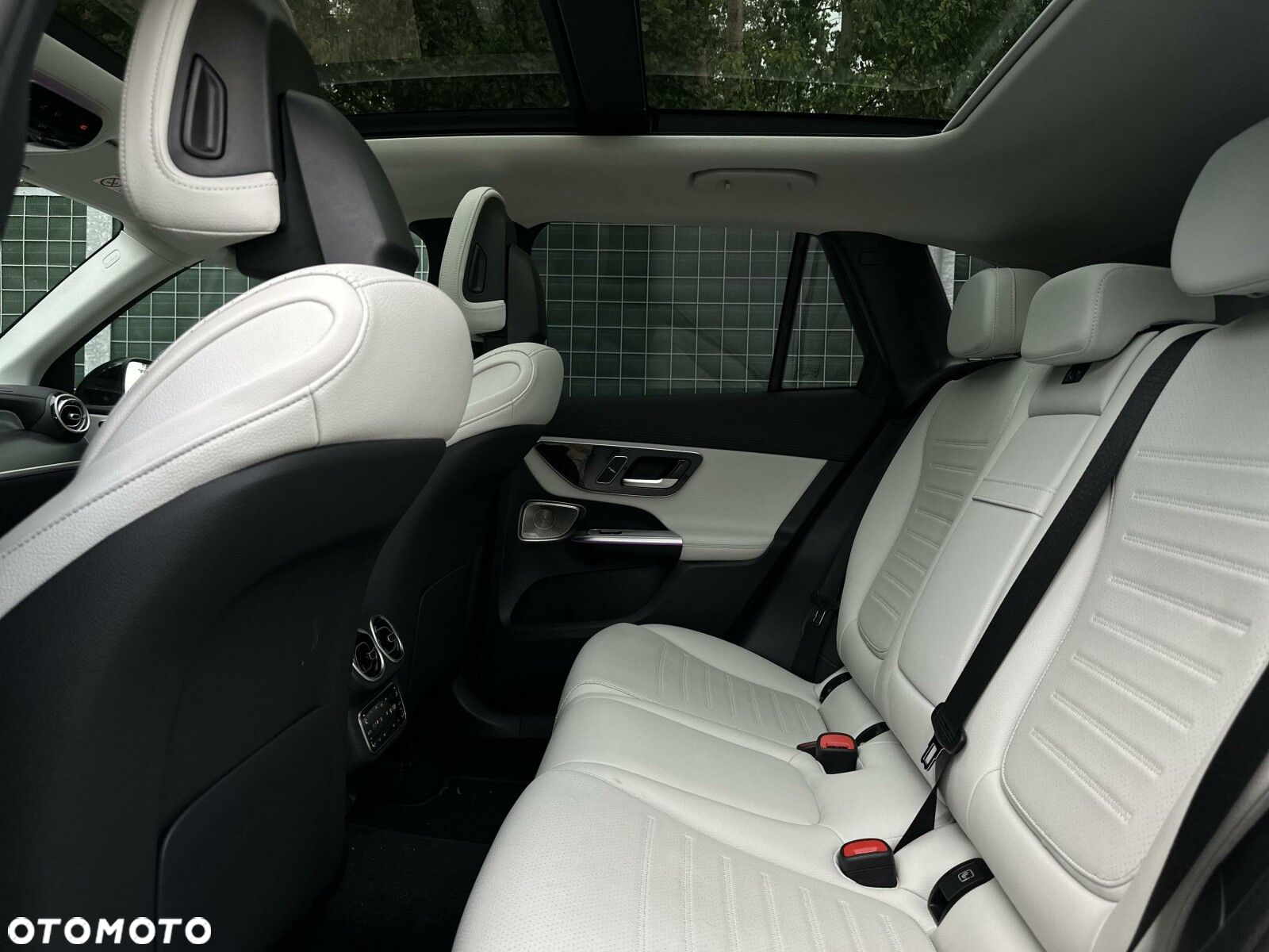 Mercedes-Benz GLC - 20