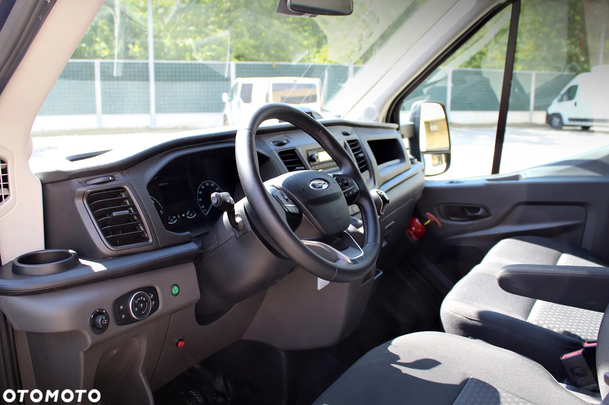 Ford Transit kontener 9 euro palet + winda BAR 750kg - 20