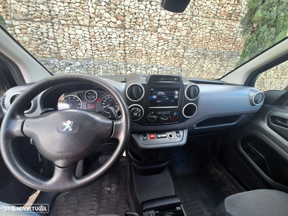Peugeot Partner 1.6 HDi L1 Premium Automática - 8