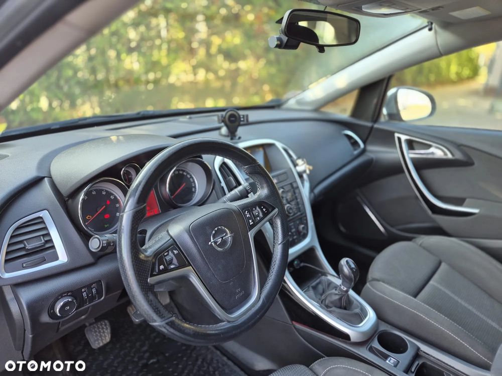 Opel Astra IV 1.4 T Sport - 13