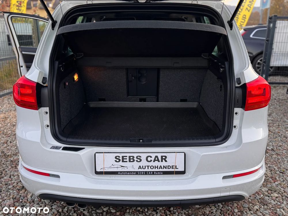 Volkswagen Tiguan 2.0 TDI 4Mot Perfectline R-Style - 32