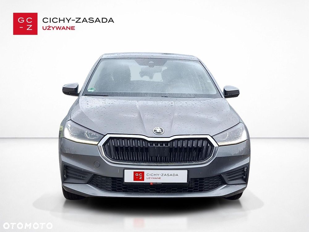 Skoda Fabia - 8