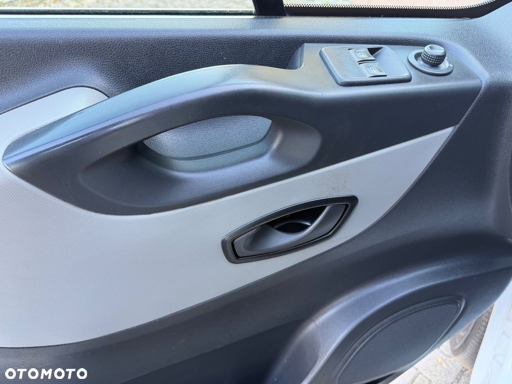 Renault Trafic Long - 12