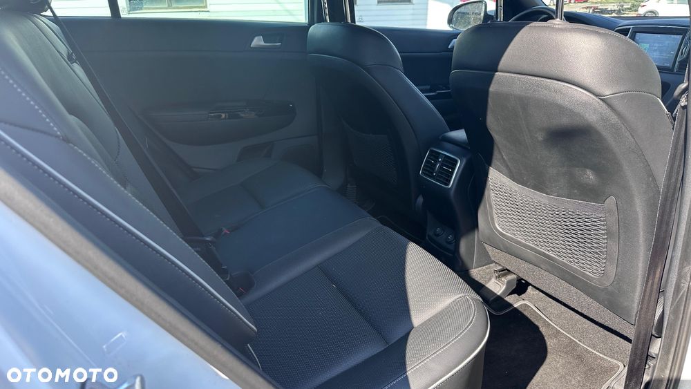 Kia Sportage 1.6 T-GDI AWD GT Line - 25