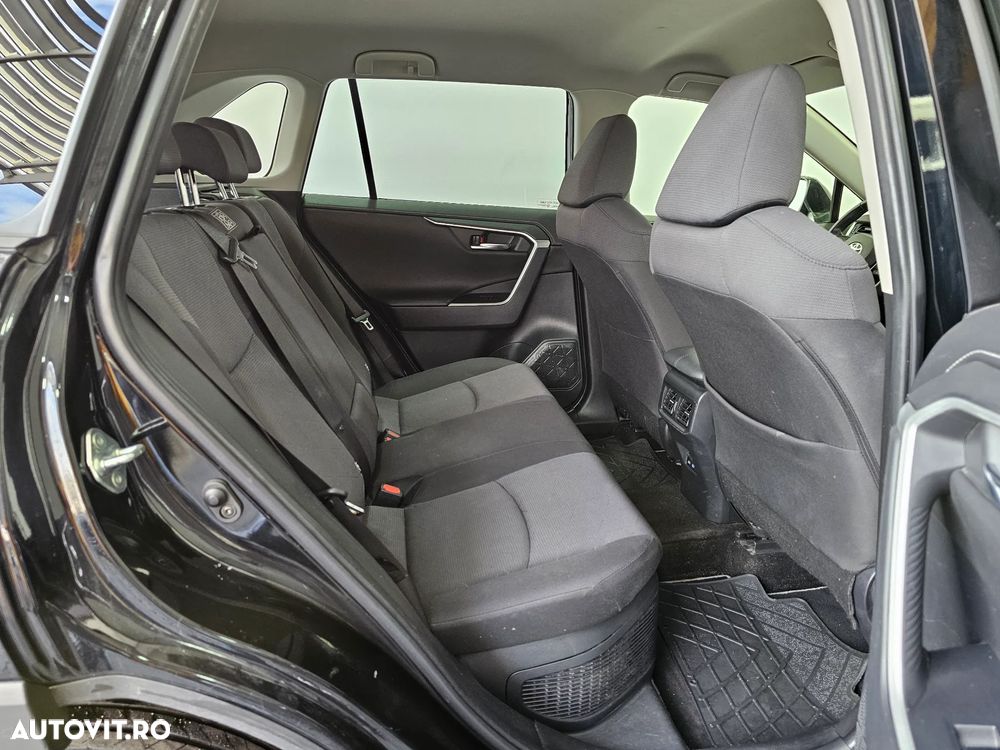 Toyota RAV4 - 21