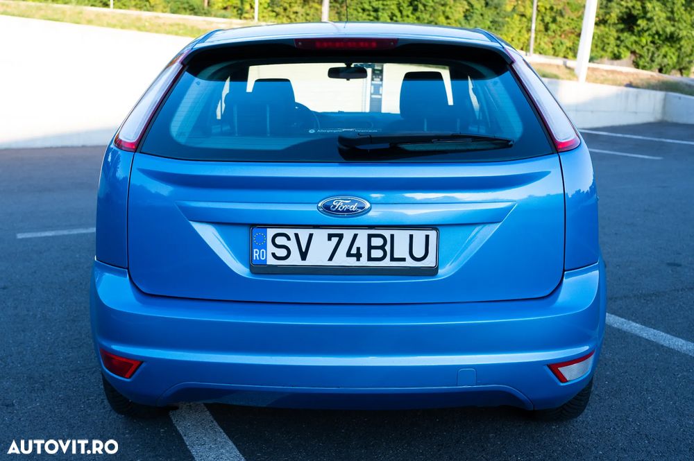 Ford Focus 1.6 16V Trend - 4