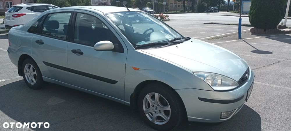 Ford Focus 1.6 X100 - 12