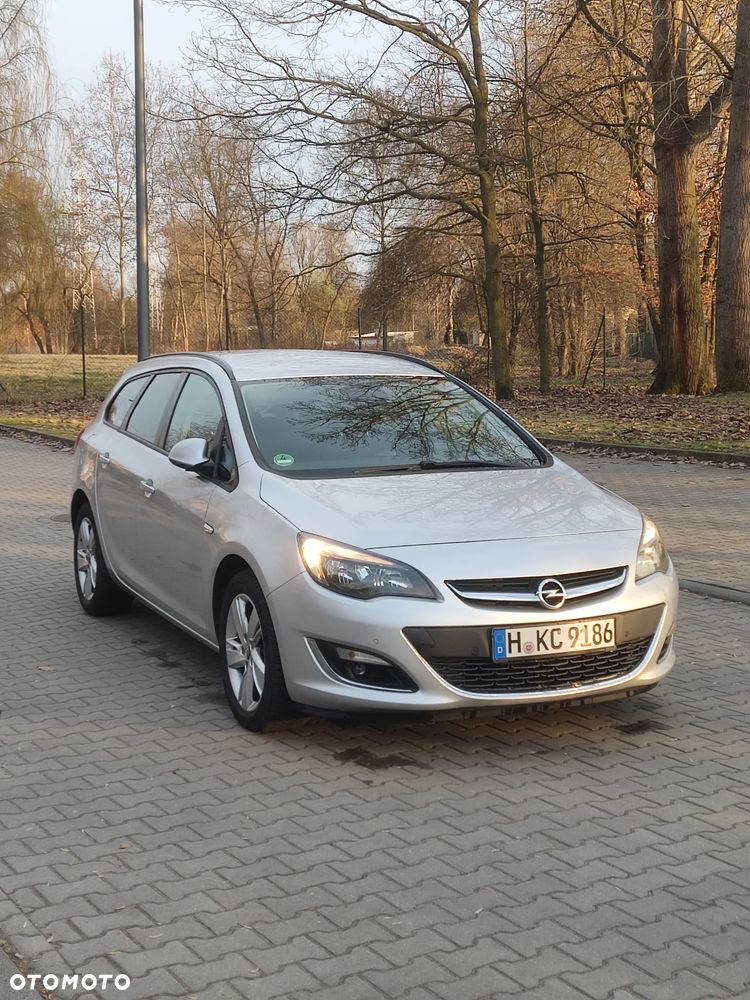 Opel Astra 2.0 CDTI ecoFLEX Start/Stop Exklusiv - 3