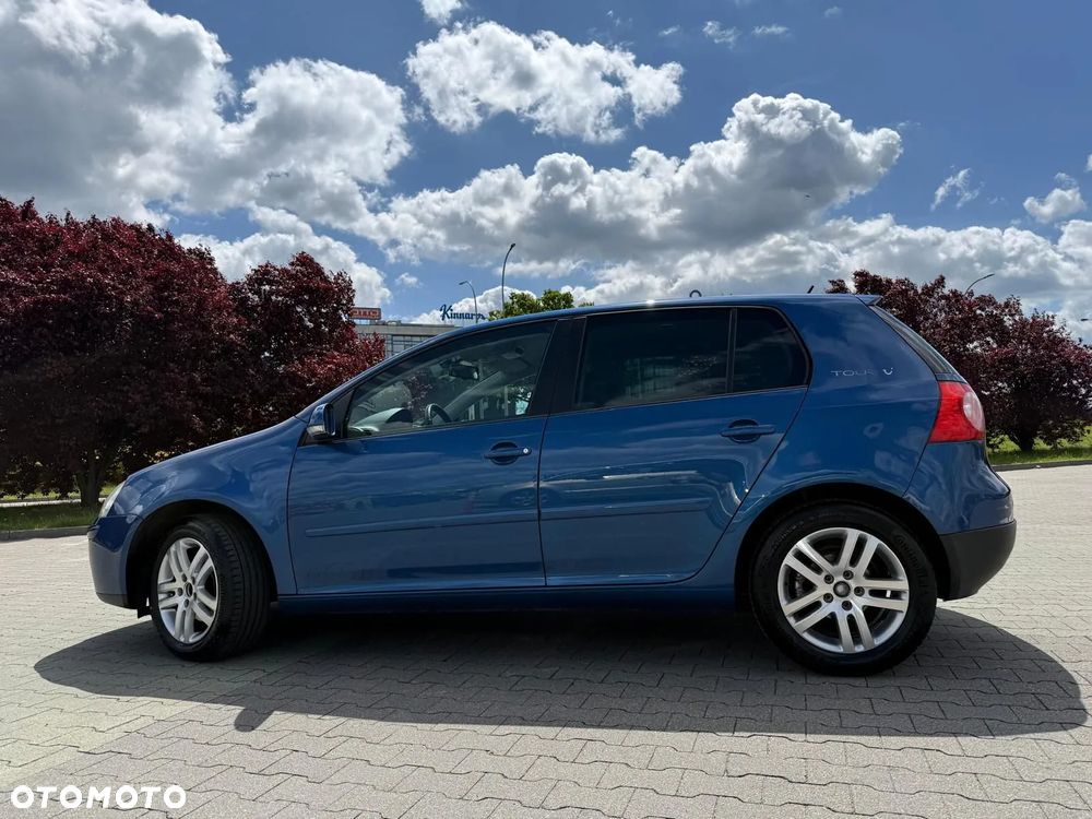 Volkswagen Golf 1.6 FSI Comfortline - 4