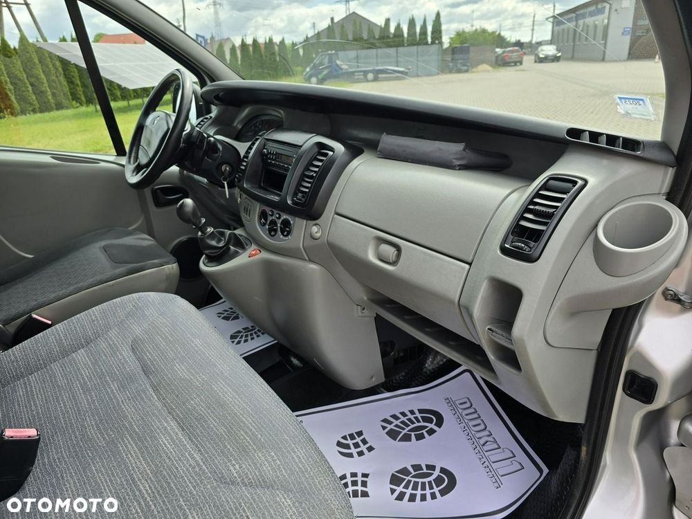Renault Trafic - 15