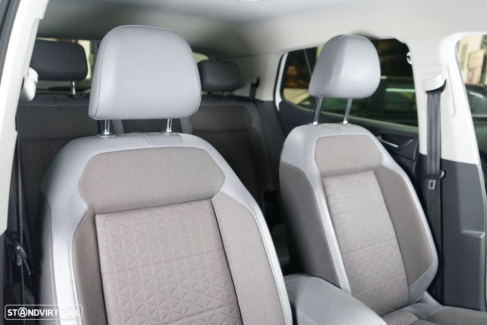 VW T-Cross 1.0 TSI Style - 38