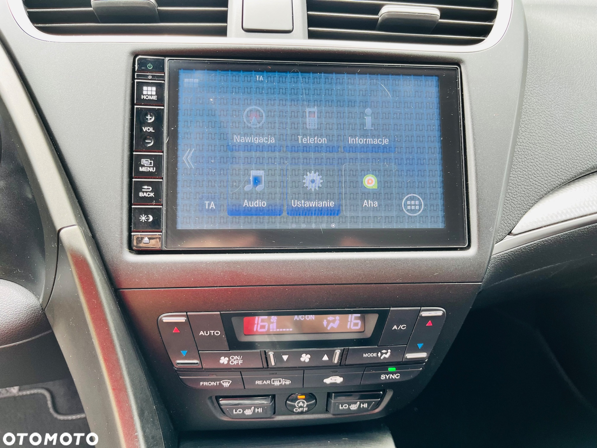Honda Civic 1.8 Style Edition (Honda Connect+) - 32