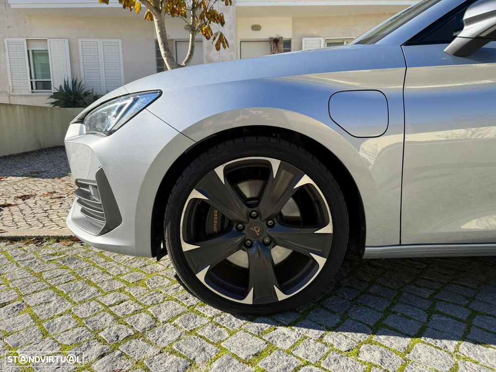 Cupra Leon 1.4 e-Hybrid VZ DSG - 11