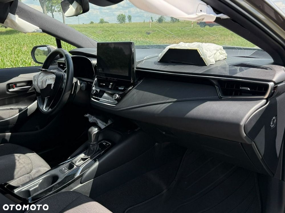 Toyota Corolla 2.0 Hybrid Comfort - 21