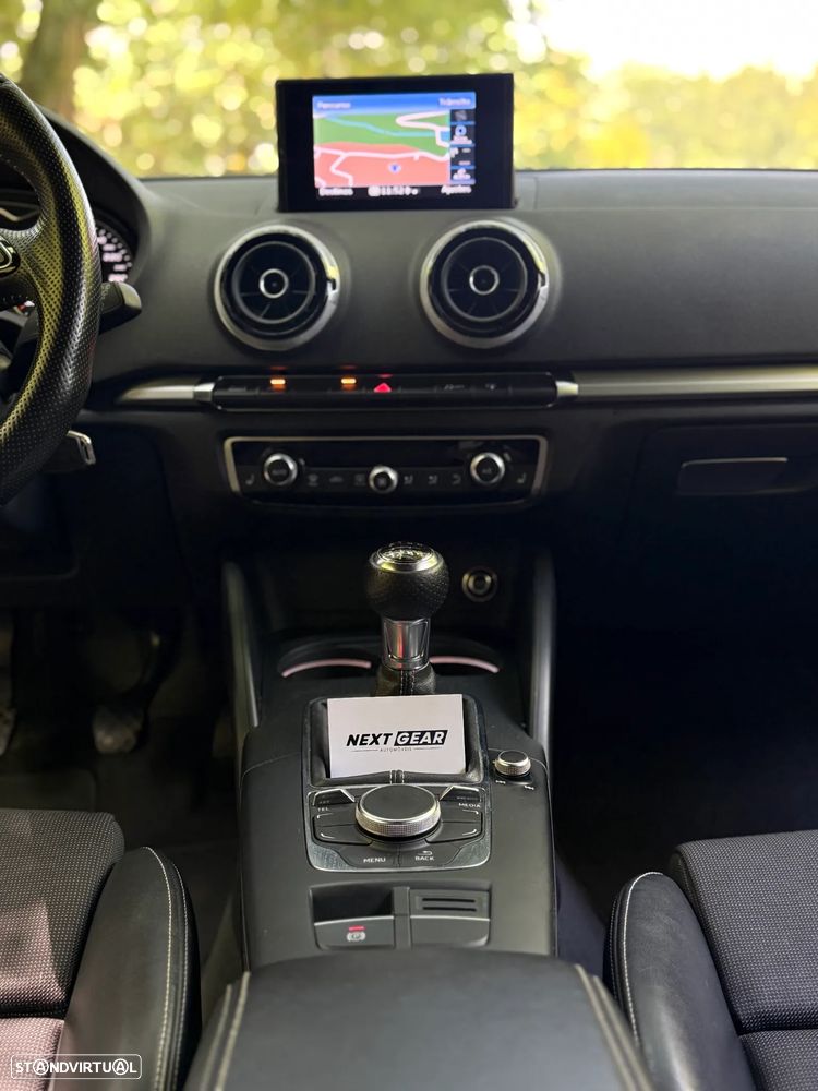 Audi A3 1.6 TDI S-line - 12