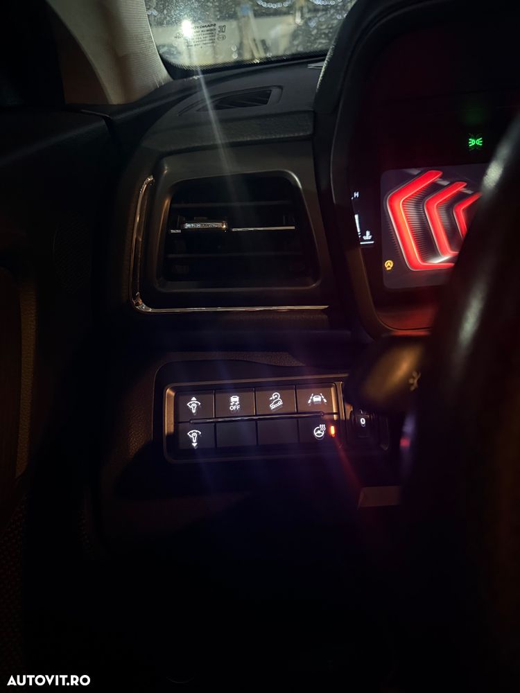 SsangYong Tivoli Grand - 12