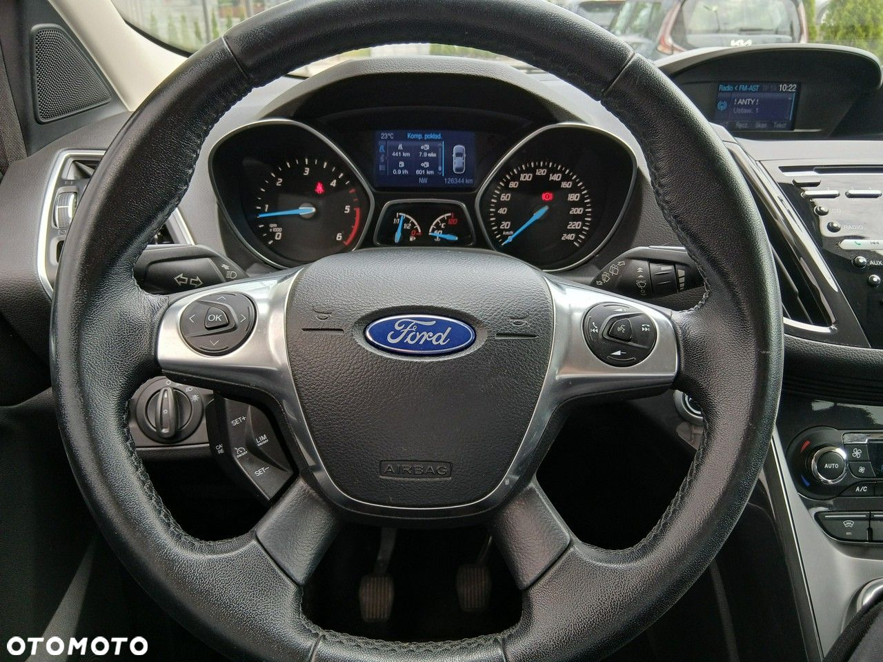Ford Kuga - 24