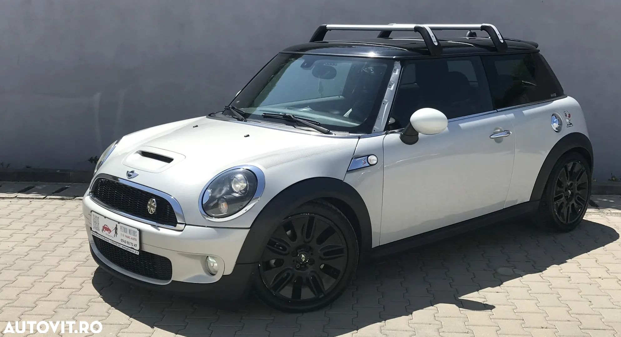 Mini Cooper S - 1