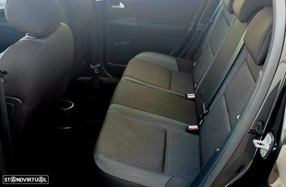 Peugeot 207 1.4 16V Active - 16