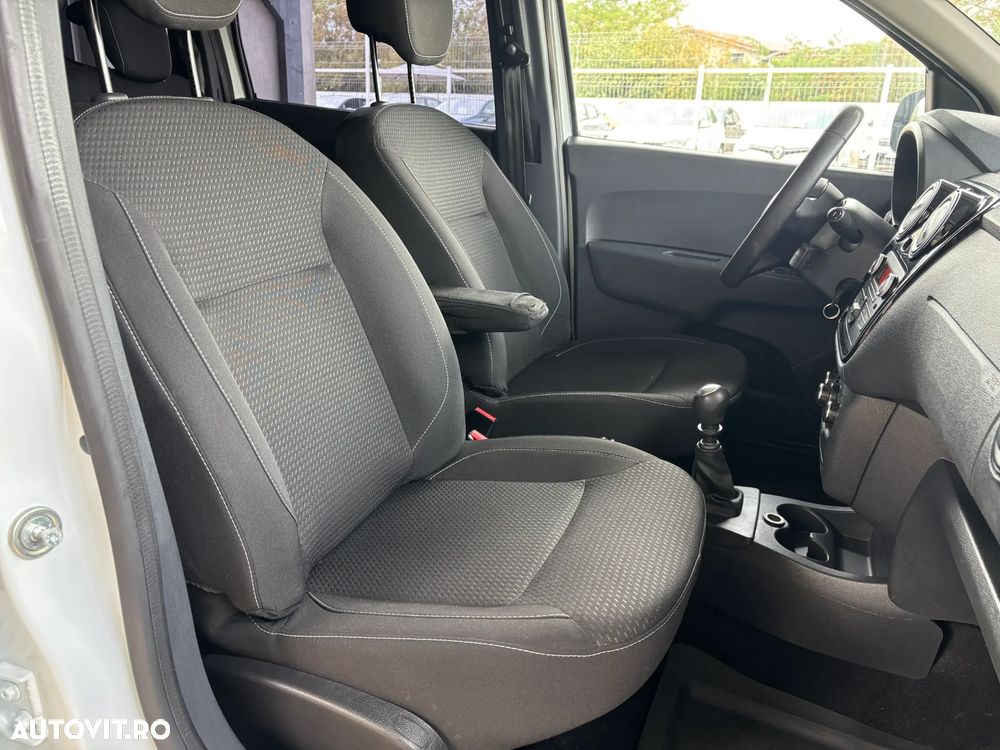 Dacia Lodgy 1.5 Blue dCi Laureate - 26