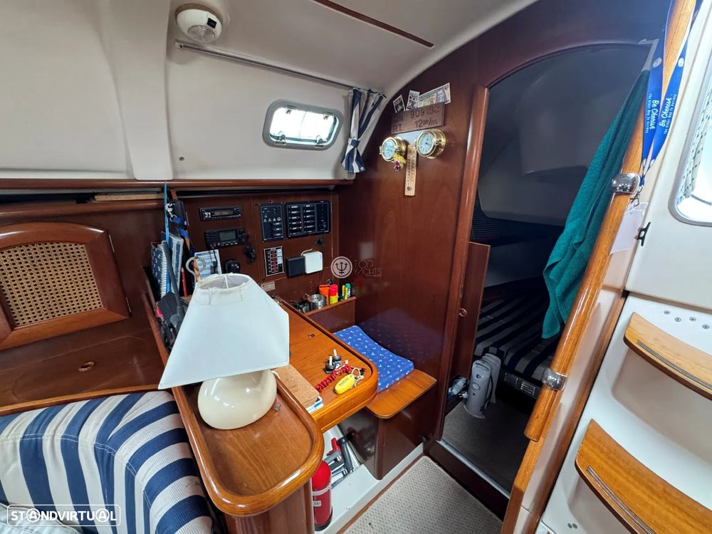 Beneteau Oceanis 381 Clipper - 14