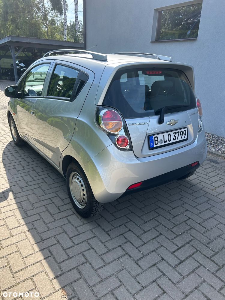 Chevrolet Spark - 4