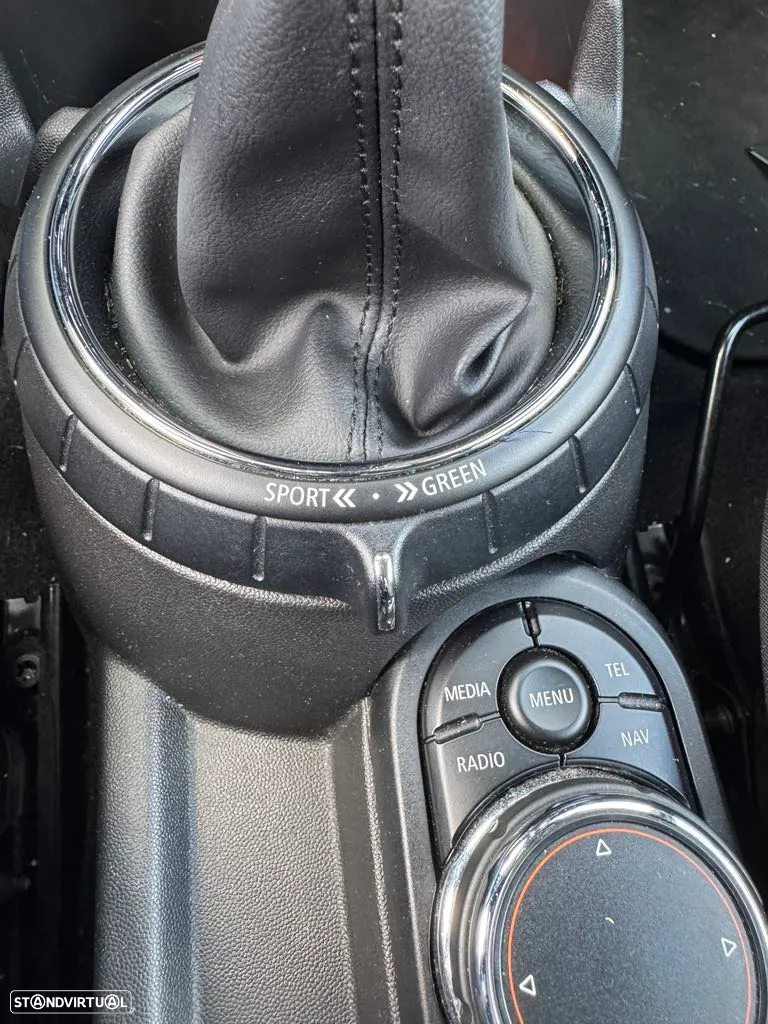 MINI 3 Portas Cooper D - 22