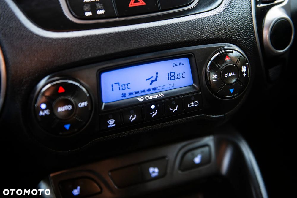 Hyundai ix35 1.6 GDI Premium 2WD - 24