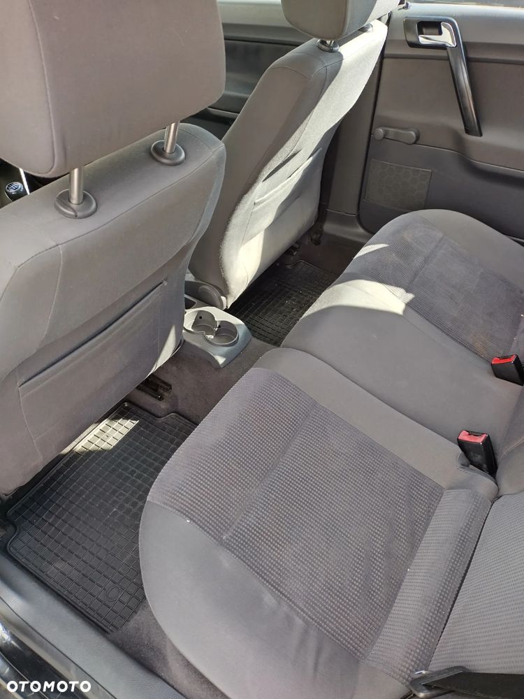 Volkswagen Polo 1.4 TDI Comfortline - 5