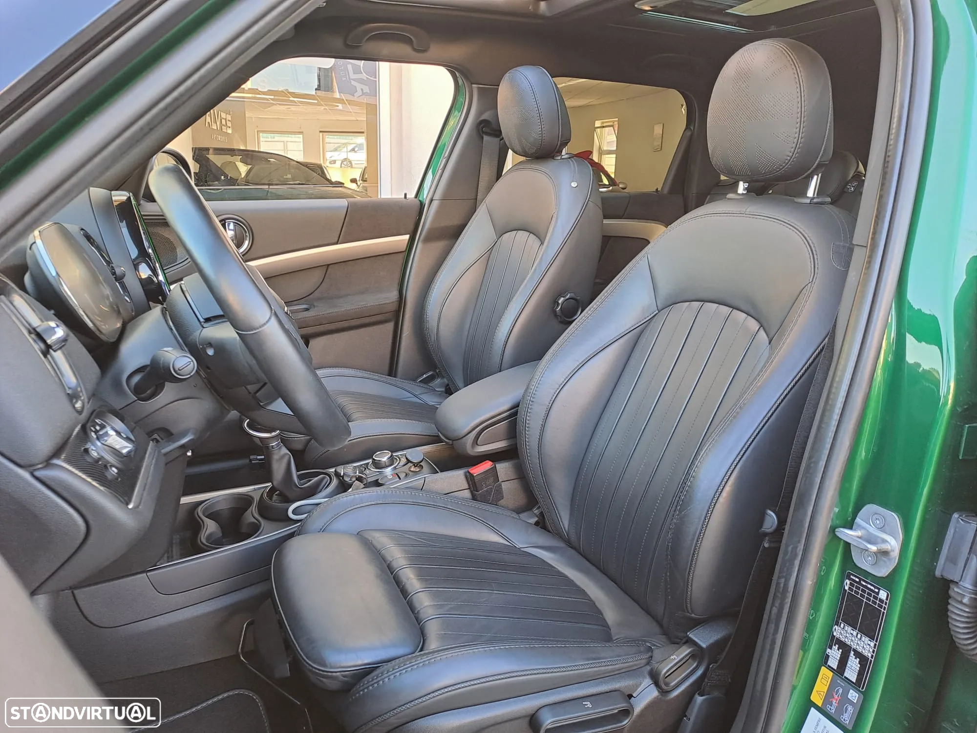 MINI Countryman Cooper SE Premium P. Yours Auto - 44