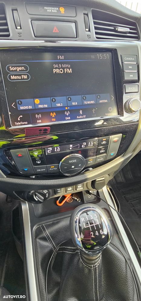Nissan Navara N-Conecta - 11
