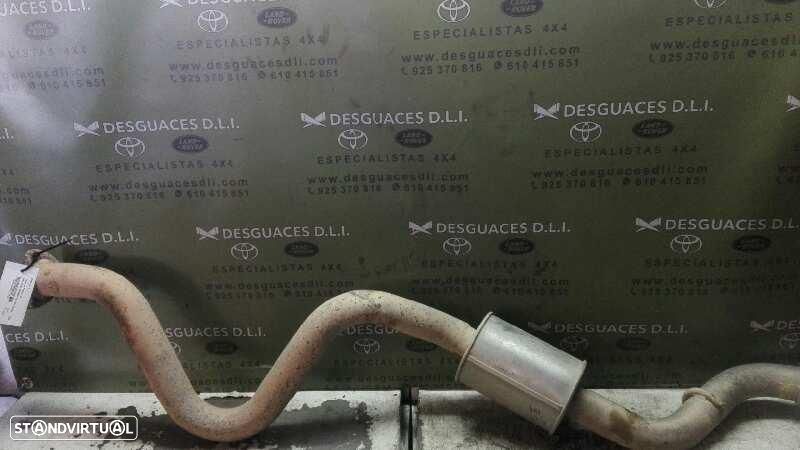 TUBO DE ESCAPE TRASEIRO LAND ROVER DEFENDER LD - 1